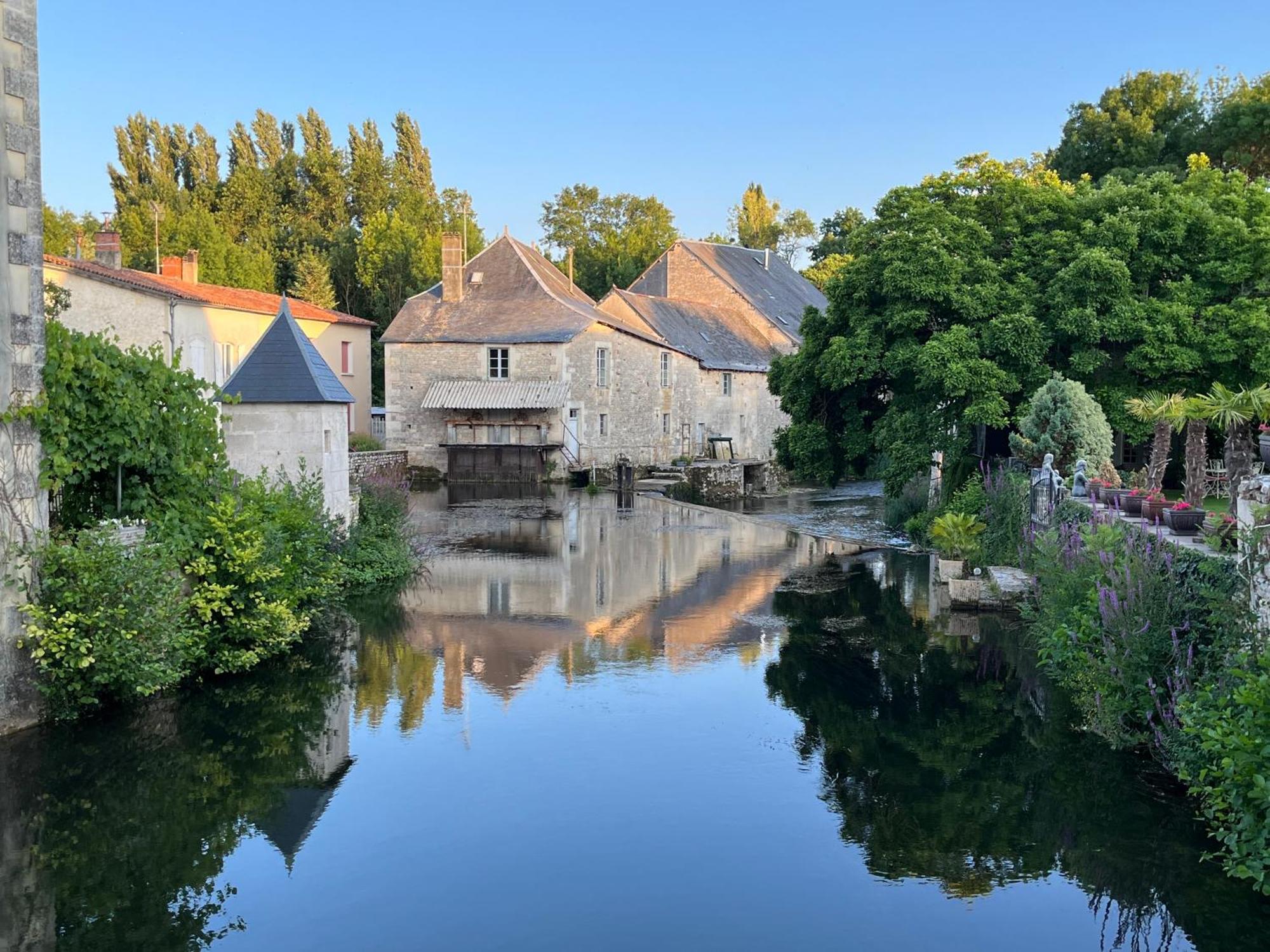 Les Bruyeres Chambres Dhotes Et Gite Verteuil-sur-Charente Exterior photo