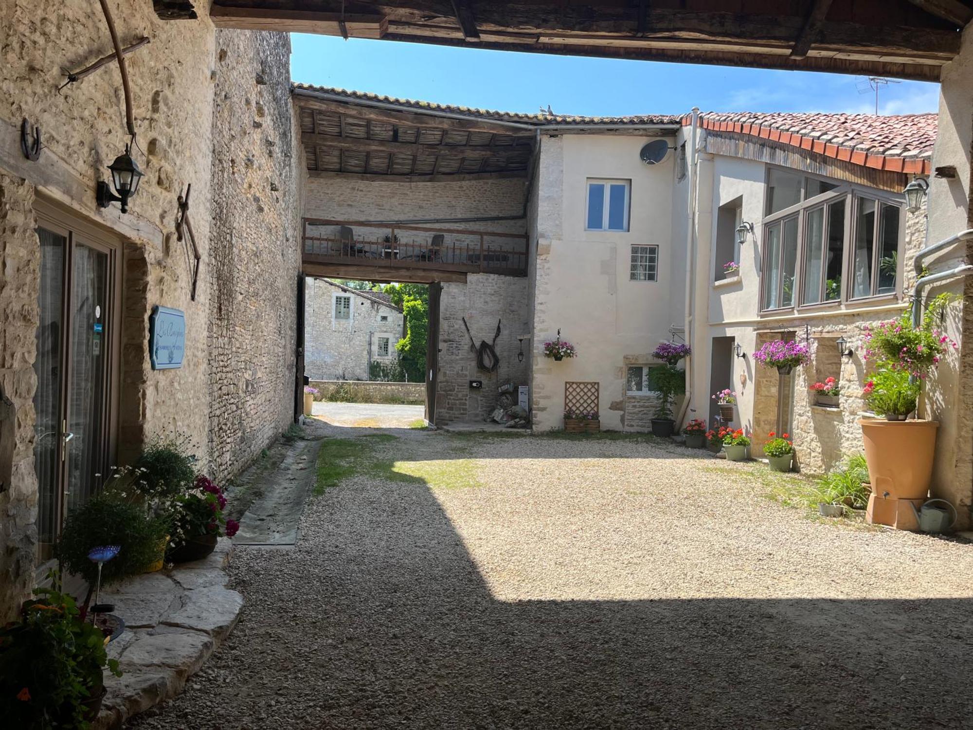 Les Bruyeres Chambres Dhotes Et Gite Verteuil-sur-Charente Exterior photo